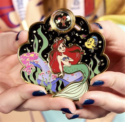 Ariel & King Triton – The Little Mermaid 35th Anniversary Pin